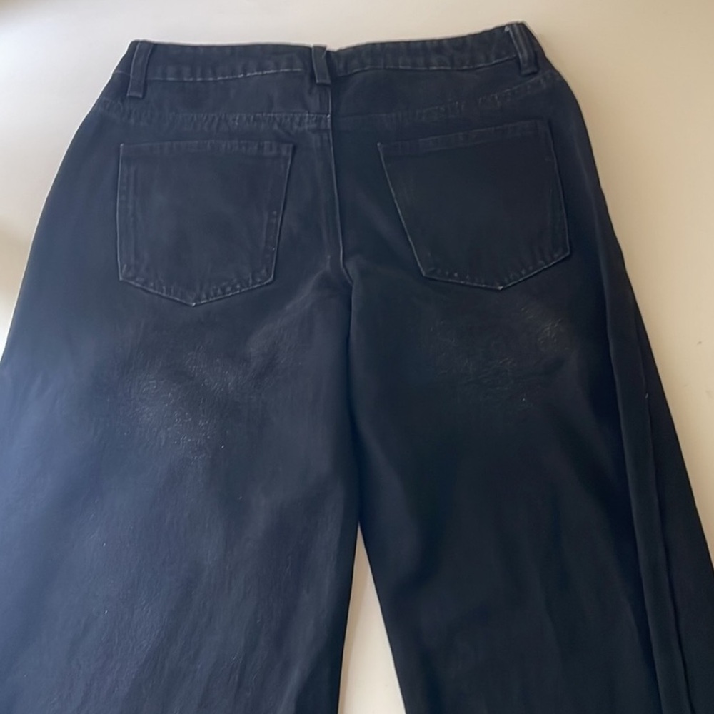 EDIKTED Raelynn Washed Low Rise Baggy Black Jeans - Picture 6 of 6